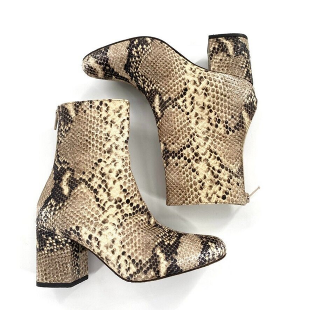 Free People‎ Cecile Womens Ankle Boot Leather Embossed Snakeskin Sz 35/5 Taupe